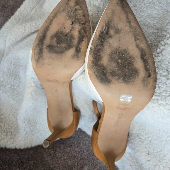 Coach 3.5' Heels Two-Tone - Picture 12 of 15